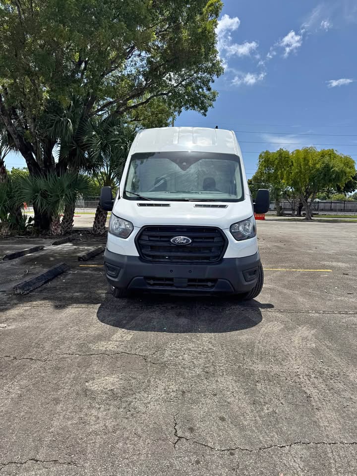 2023 Ford transit 250 cargo van High Roof